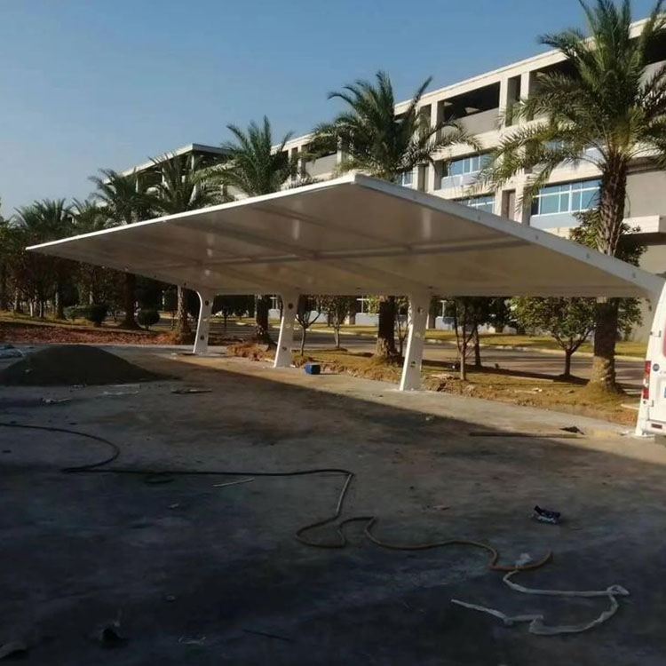 连山膜结构汽车棚